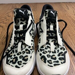 Puma Womens Sneakers with Leopard Print - Black and Cream